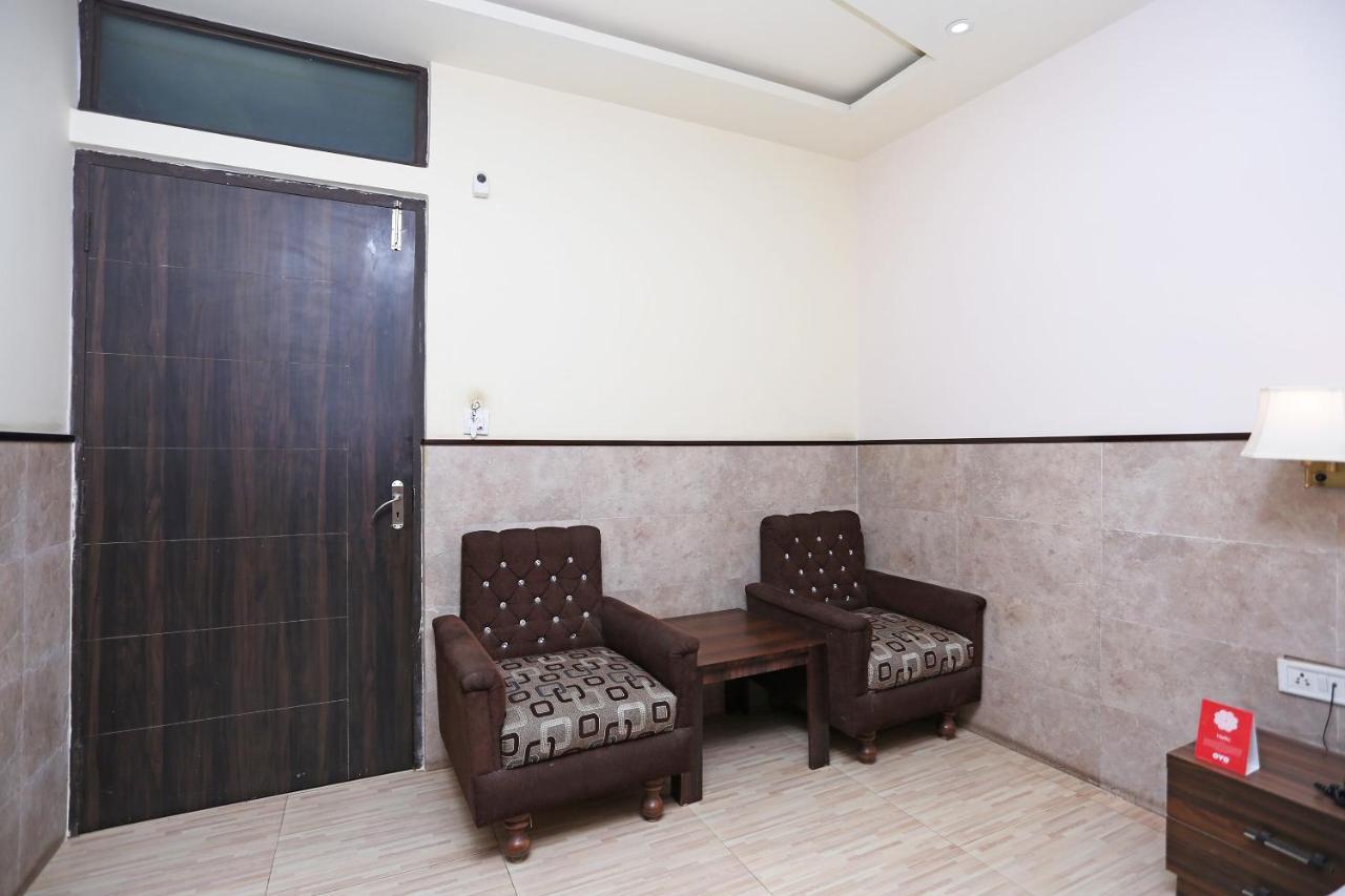 Vaccinated Staff - Capital O 705 Hotel Siddharth Inn Jaipur Luaran gambar